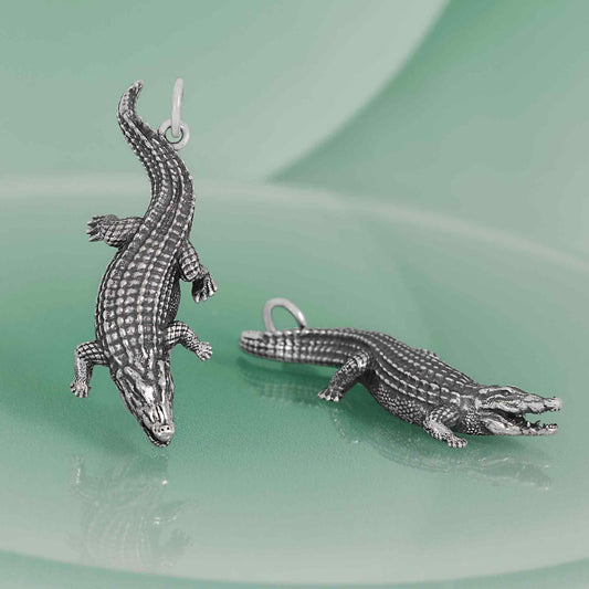 Sterling Silver Alligator Pendant 30x12mm